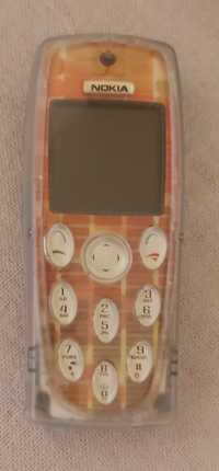 Nokia 3200 com carregador.