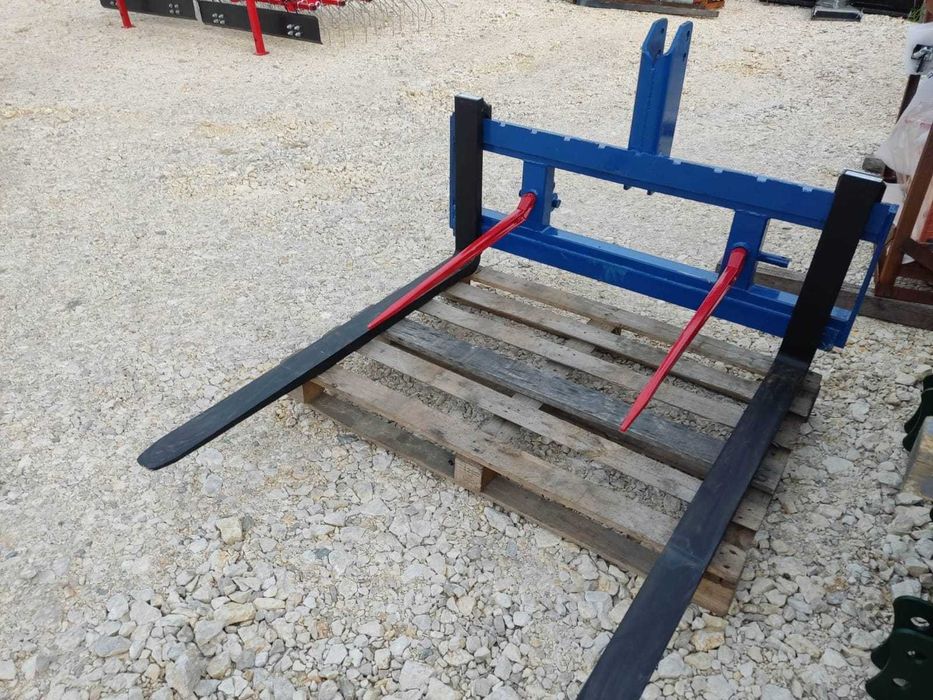 Paleciak na TUZ EURORAMKA widły do palet tulejka kły karetka