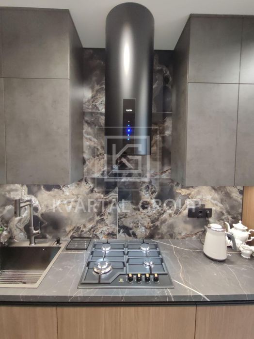 Дизайнерська 1к квартира  біля Центрального парку Ірпеня