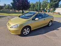 Fajny kabriolecik Peugeot 307cc