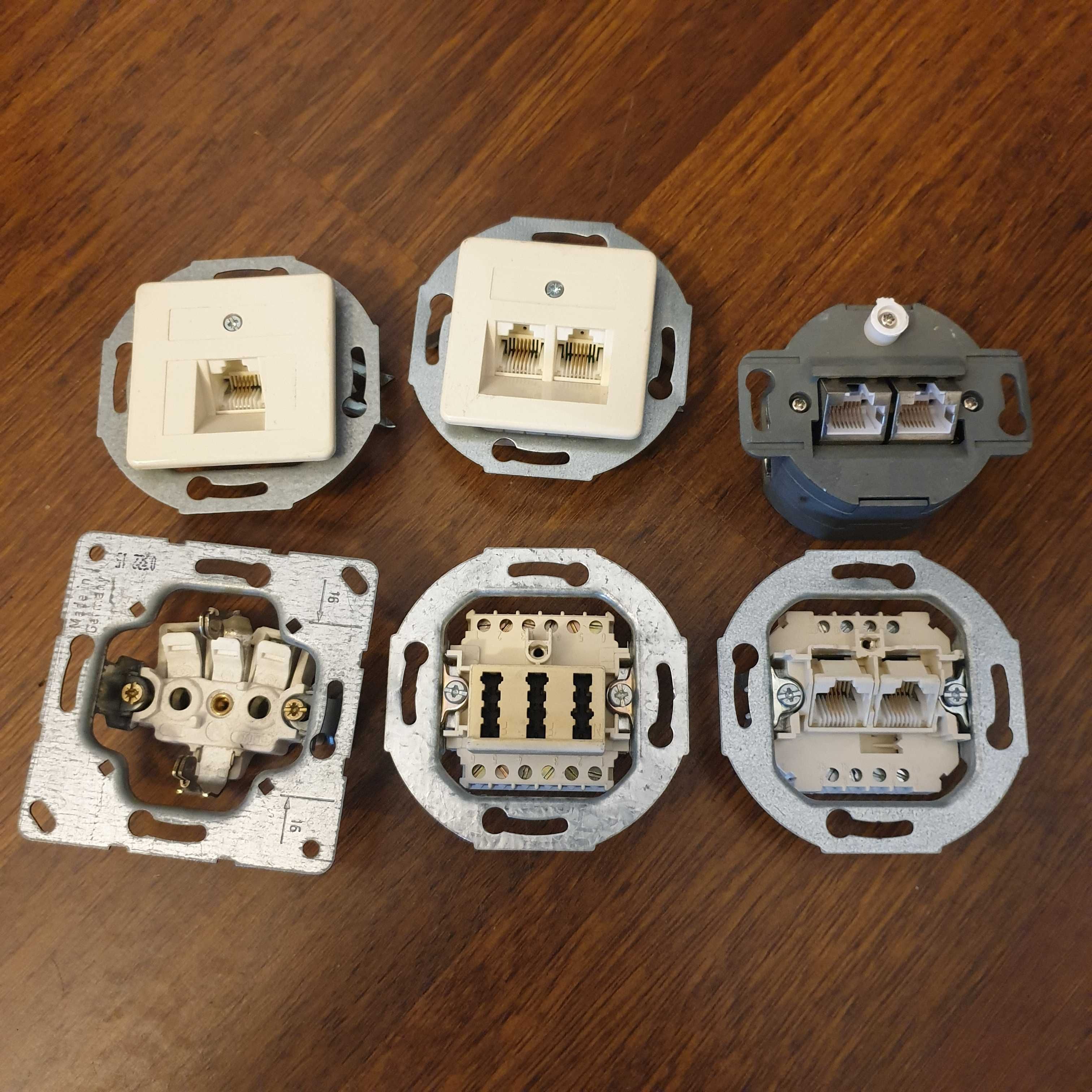 Gniazdo sieciowe podtynkowy (RJ45) wkład CAT 6a 2 Porty