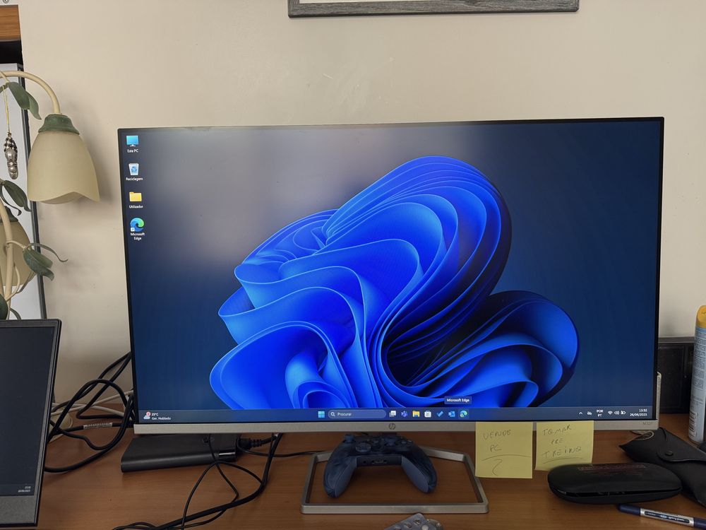Monitor Diagonal FHD