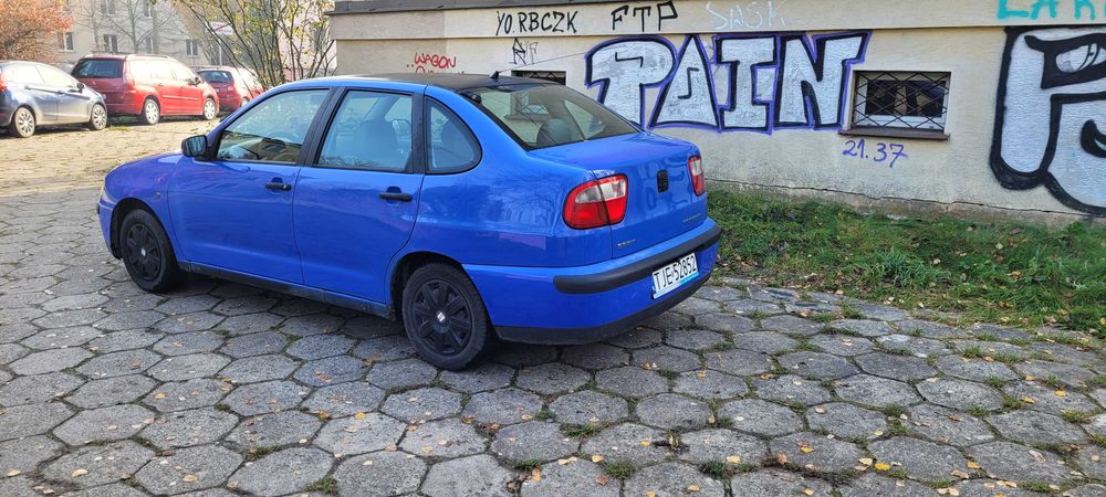 2000 SEAT CORDOBA 1.6 Dupowóz na dojazdy