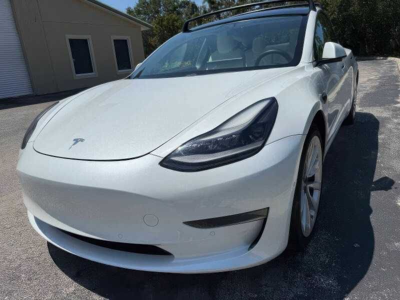 2021 Tesla Model 3 Standard Range Plus