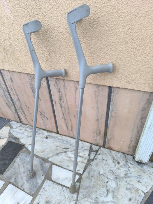 2 Canadianas em bom estado