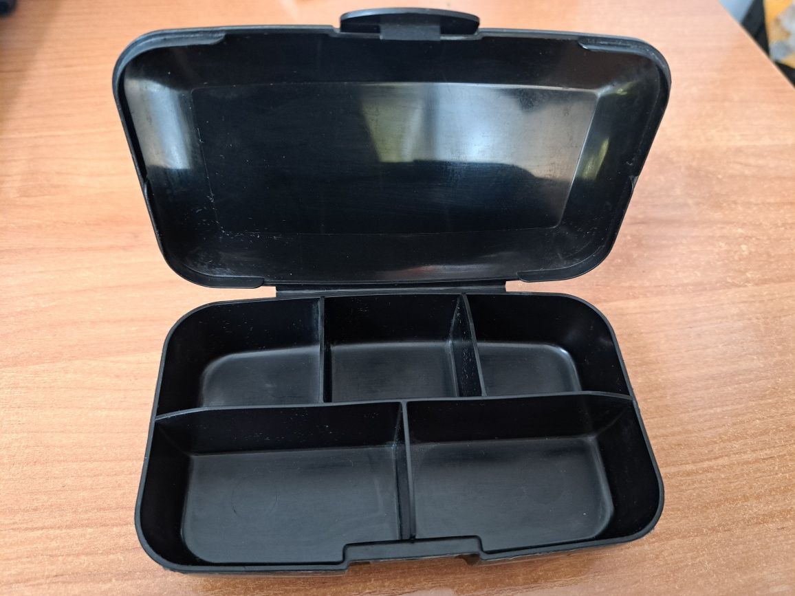 Pudełko organizer na tabletki