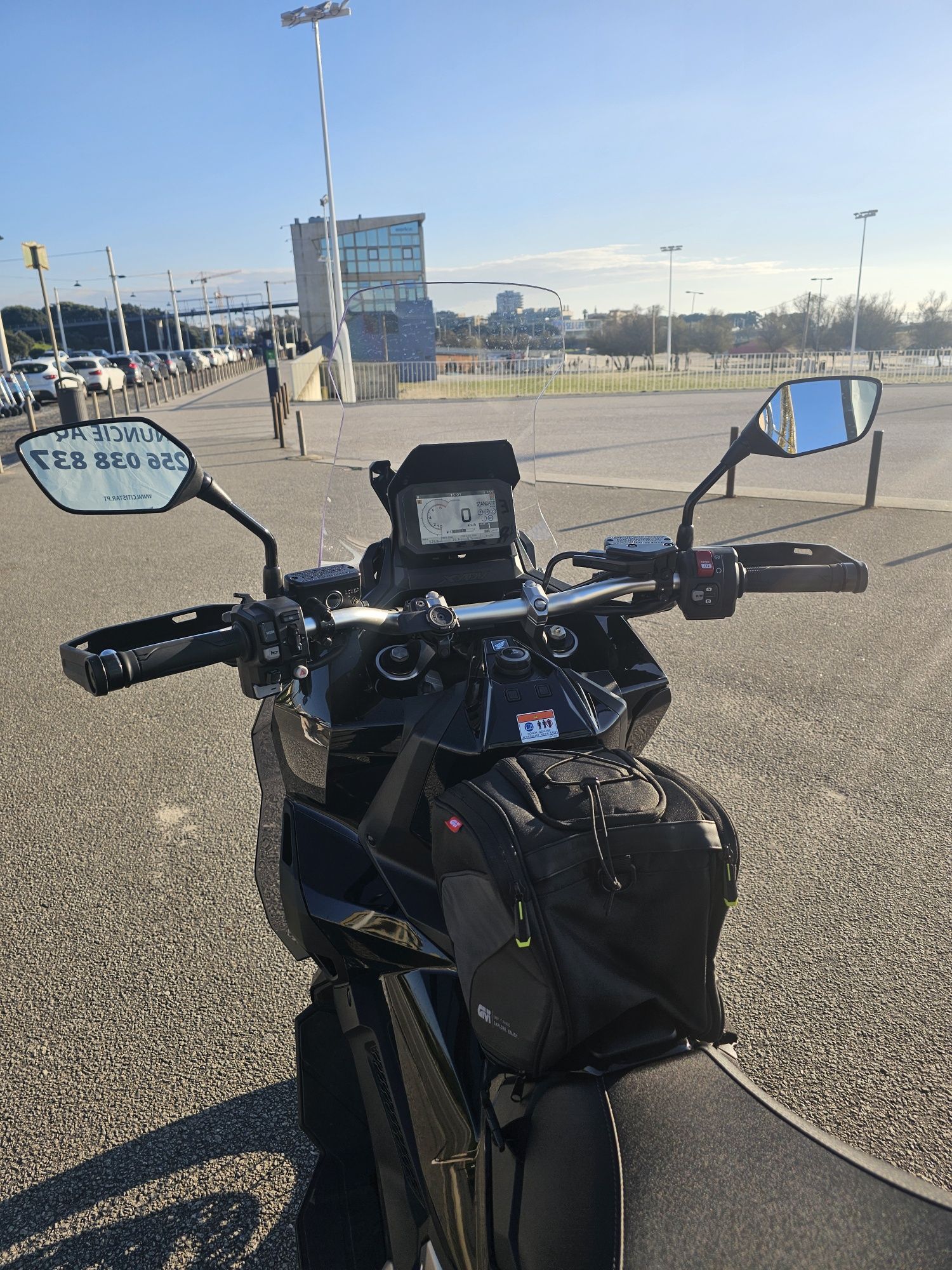 Honda x-adv 750 com Garantia