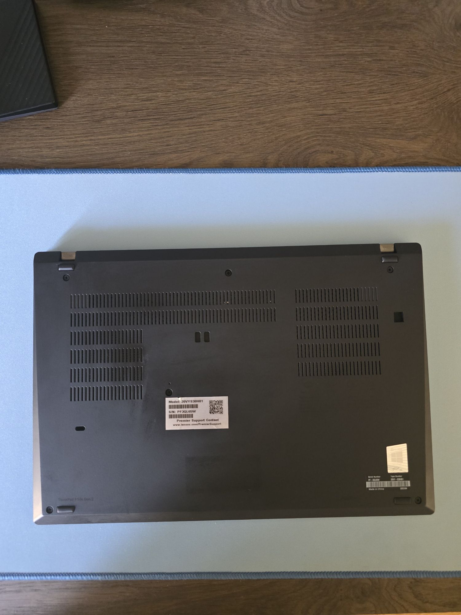 Portátil Lenovo ThinkPad P14s Gen 2