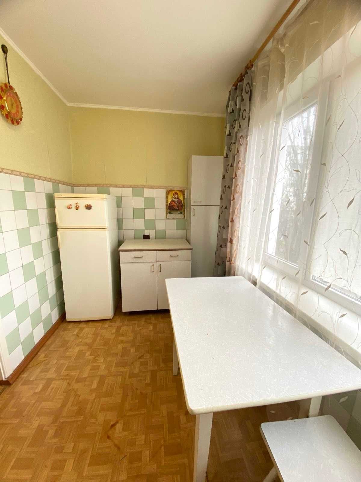 Продаж 3-к квартира, Бородинський, р-н Континенту, 4й поверх