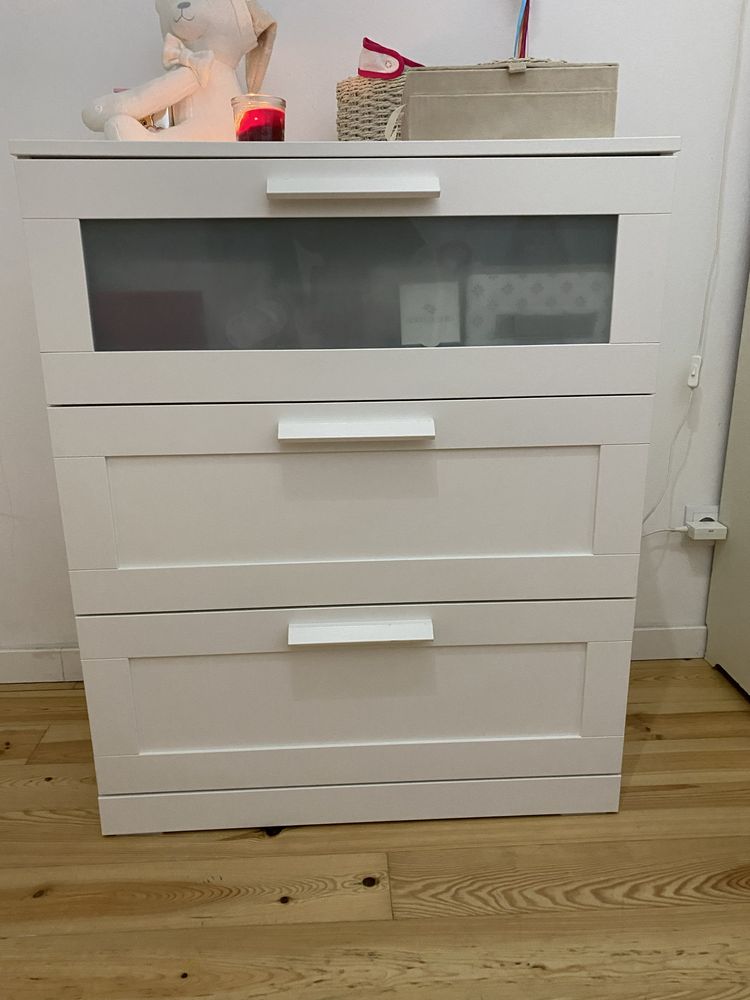 Comoda branca ikea