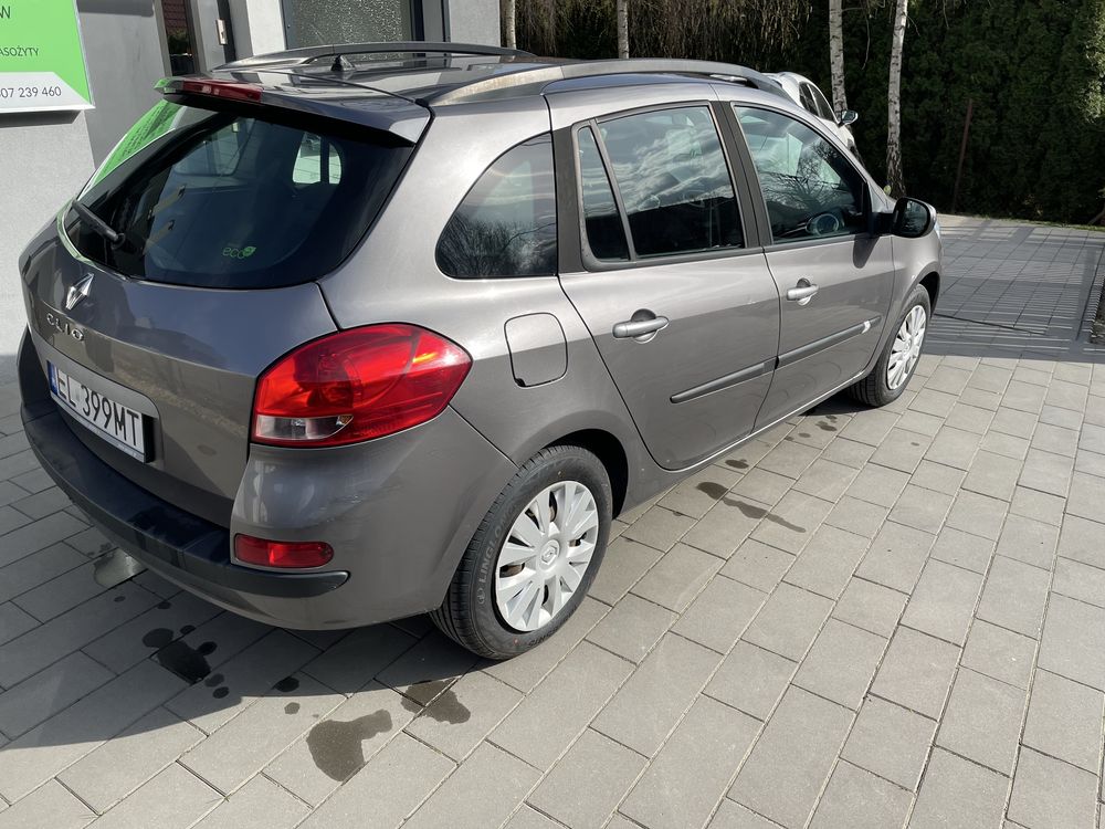 Renault clio grande 2010 r