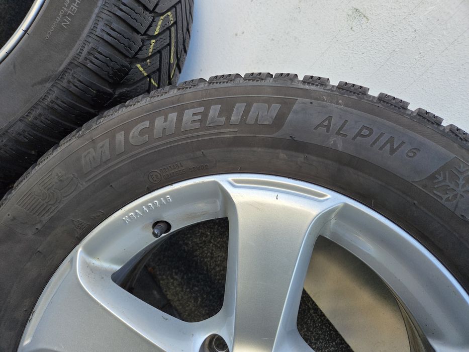 Koła alufelgi z oponami zimowymi Michelin Alpin 215/60R16 VW Sharan 7N