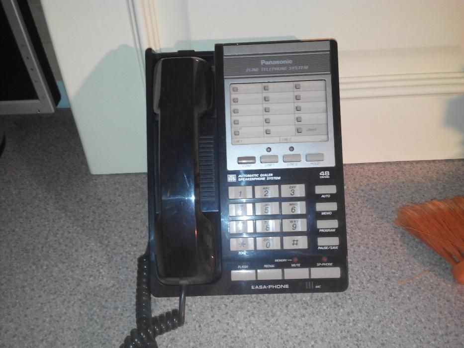 telefone com duas linhas e alta voz marca panasonic