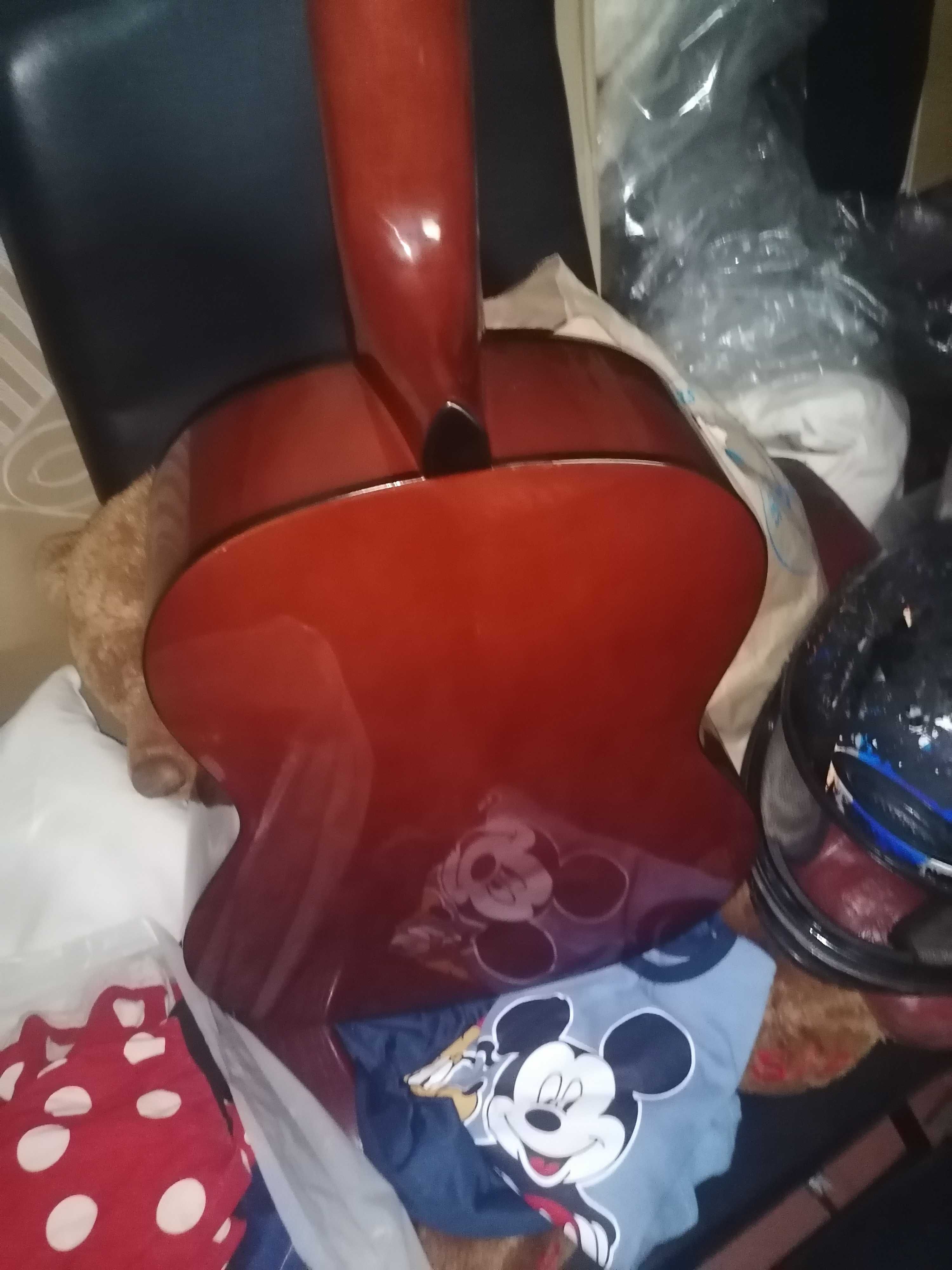 Guitarra acústica Rey  restaurada