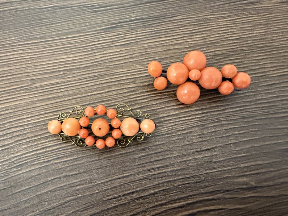 Broszki koral naturalny antykwaryczny srebro