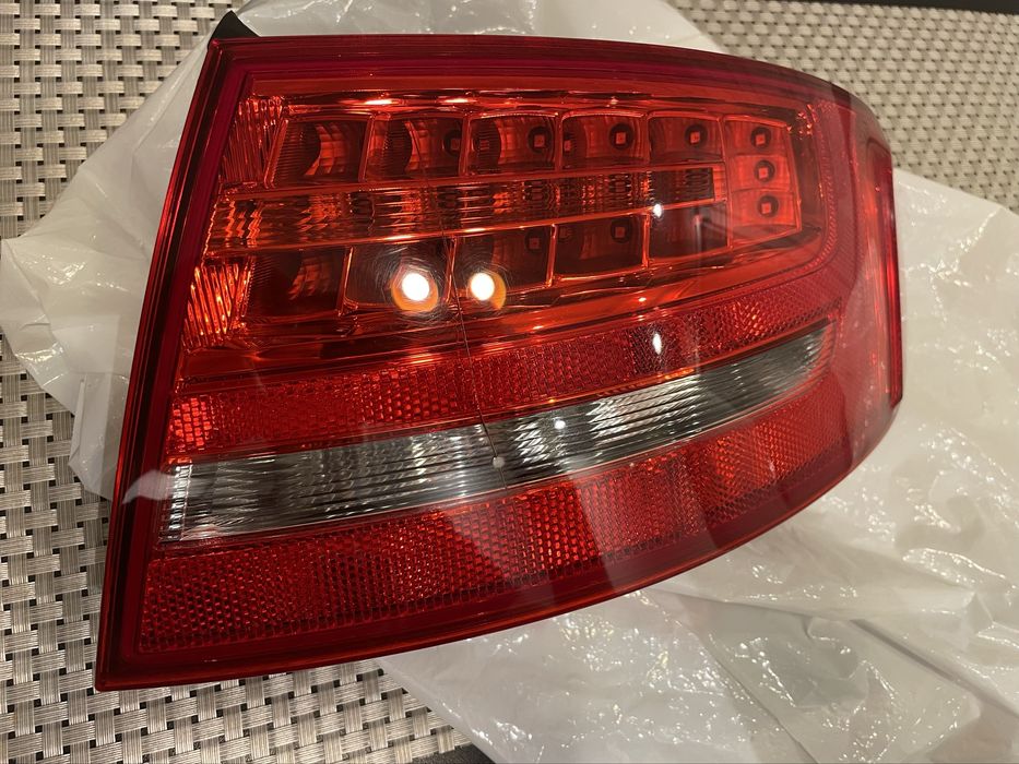 Lampa prawa tył audi a4 b8 avant led w błotnik tylnia 2011 przedlift