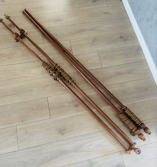 Karnisz drewniany 360 cm w kolorze brązowym