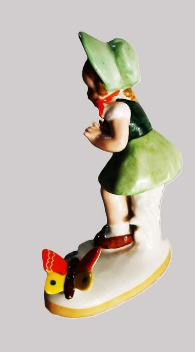 Статуэтка Девочка и бабочка. Германия
