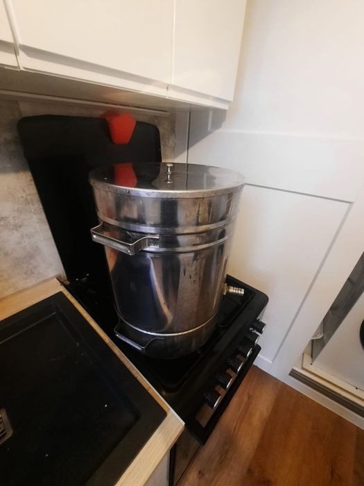 Topiarka parowa do wosku