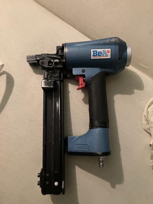 пневматичний столярний степлер BeA 14/40-770C