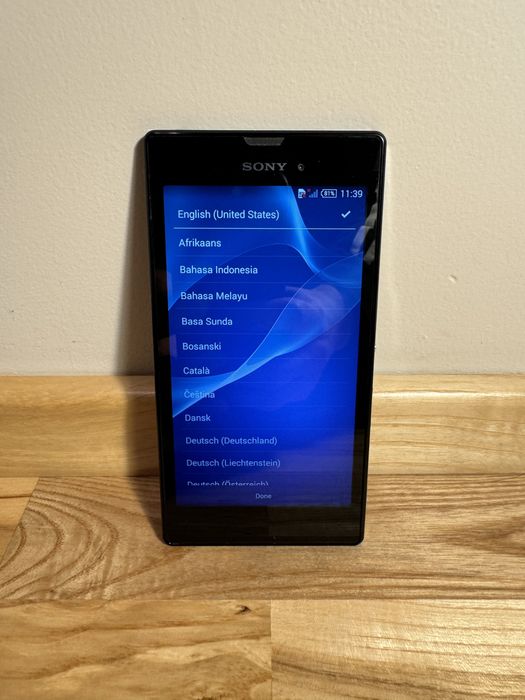 Telefon Sony Experia T3
