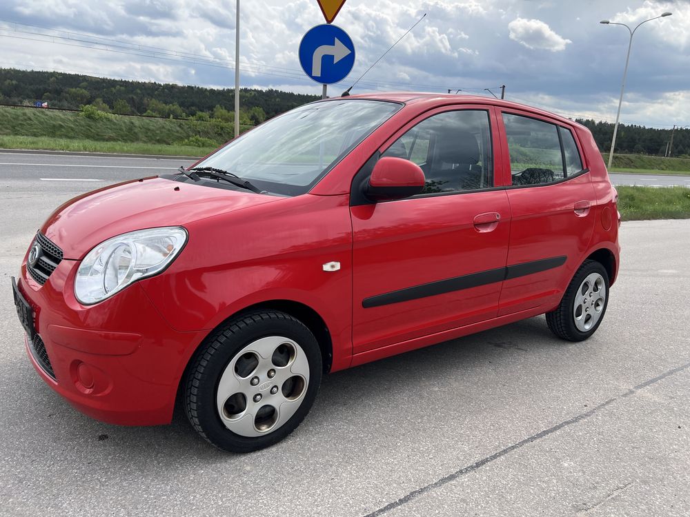 Kia picanto 1.1 idealny stan 98 tys przbjeg serwis do konca