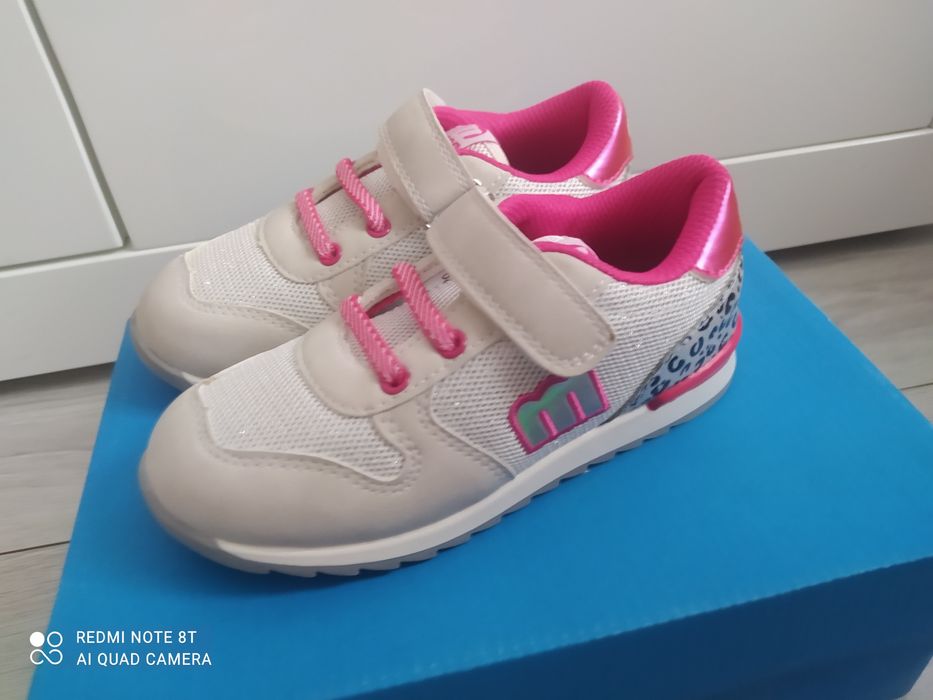 Buty adidasy dziewczynka