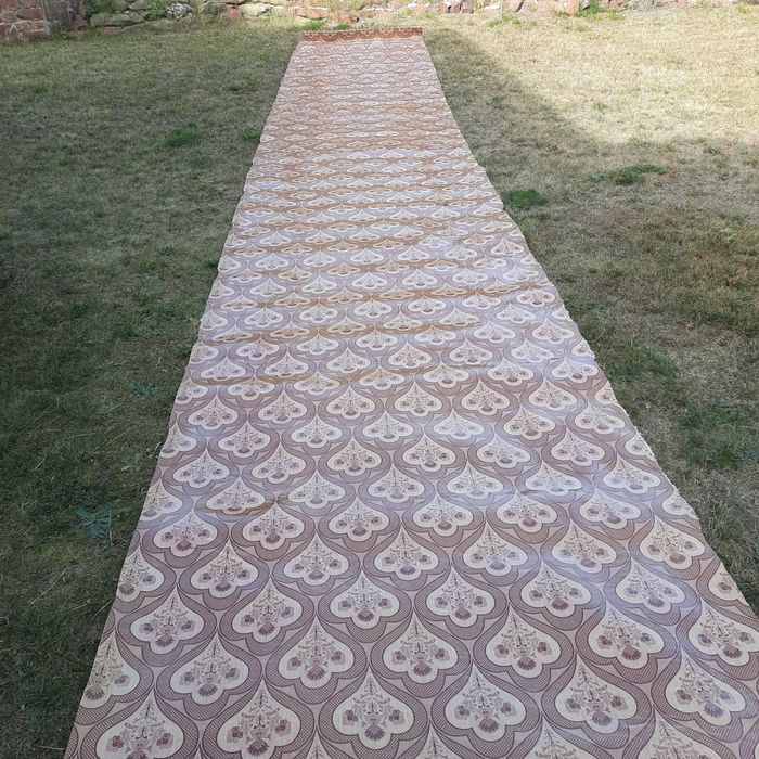 Новий лінолеум з підкладкою