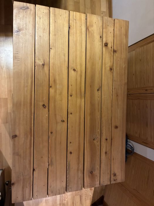 Stol z palet 120x80