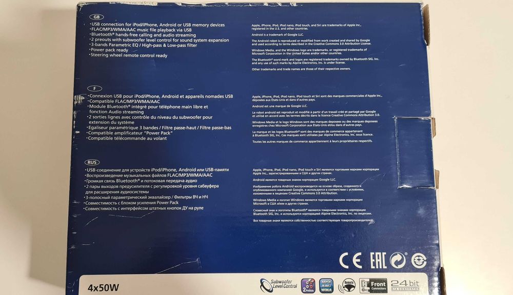 Auto-rádio Alpine UTE-200BT em caixa c/ novo, tem Bluetooth