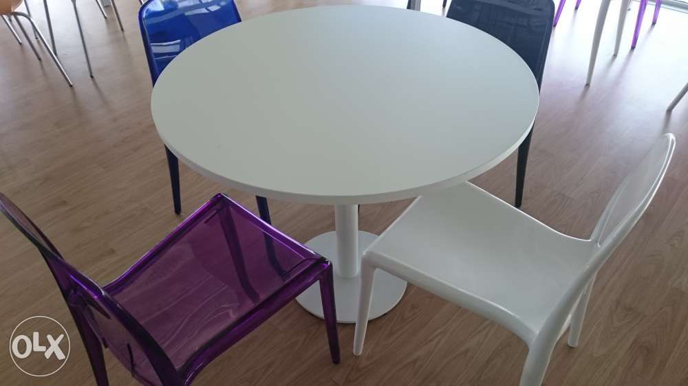 Mesa redonda 90 cm em branco ou preto