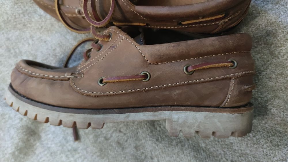 Класичні туфлі HUMAN NATURE 37 топсайдер унісекс