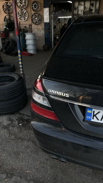 Mercedes Benz S600 V12