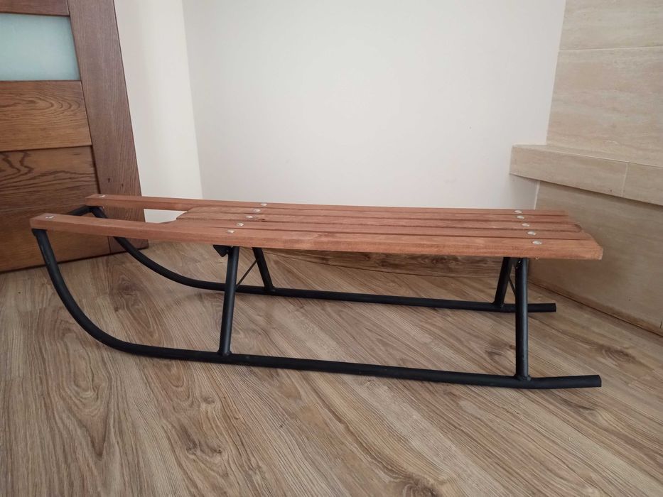 Sanki solidne metalowa konstrukcja kulig