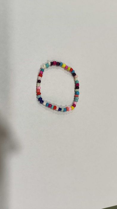 Pulseiras de missangas várias