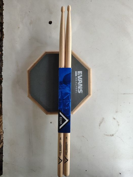 Двухстронній тренувальний пед 6 "EVANS RF6D 6 REAL FEEL 2-SIDED PAD