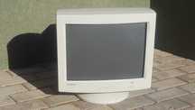 Monitor Samtron 76E S 40cm