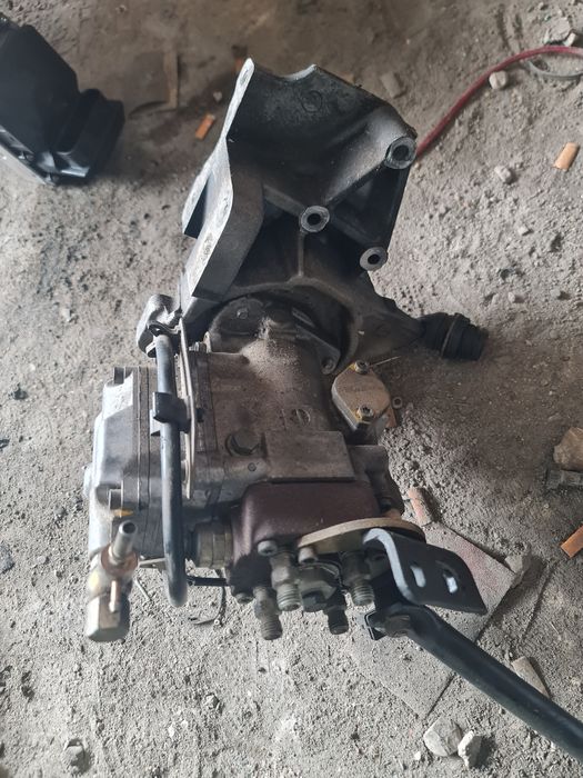 Bomba injectora Renault clio 1.9 DTI