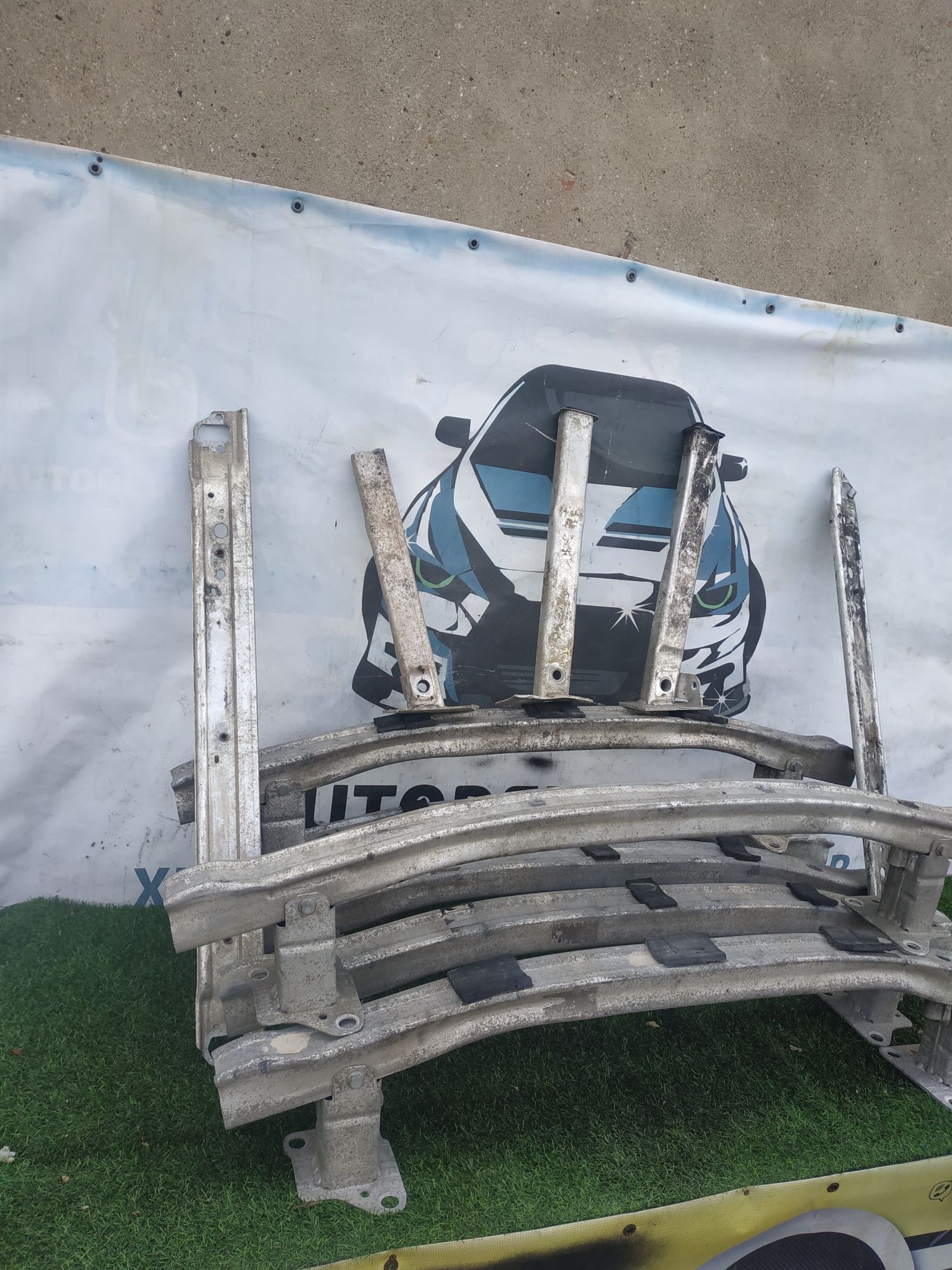 Підсилювачі Renault Megan 2