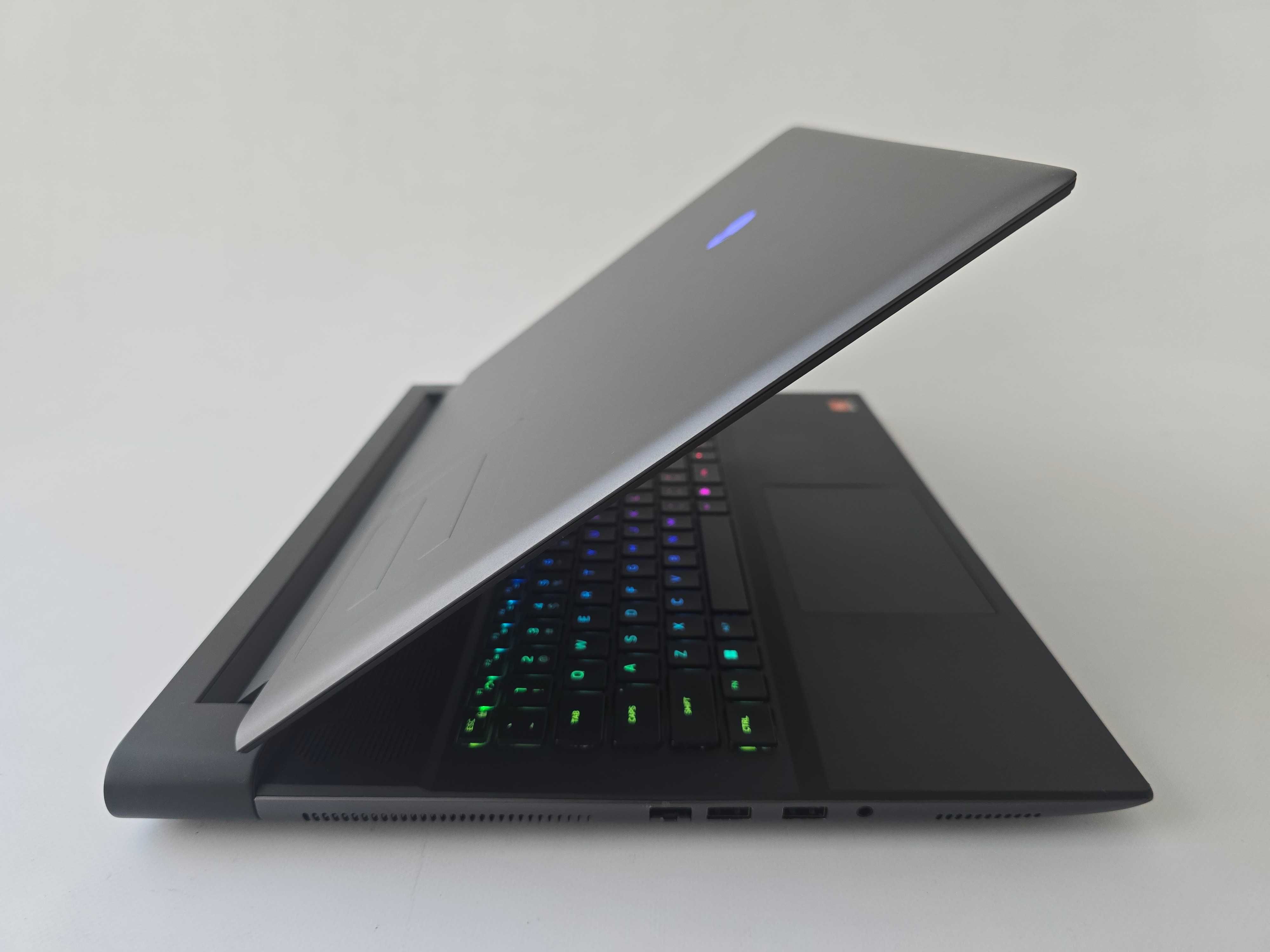 Alienware M18 R1 (2023) R9 7845HX/RTX 4070/RAM 16GB/SSD 1TB/IPS 480Hz