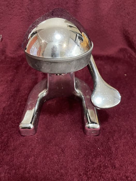 Соковижималка ручна для цитрусів