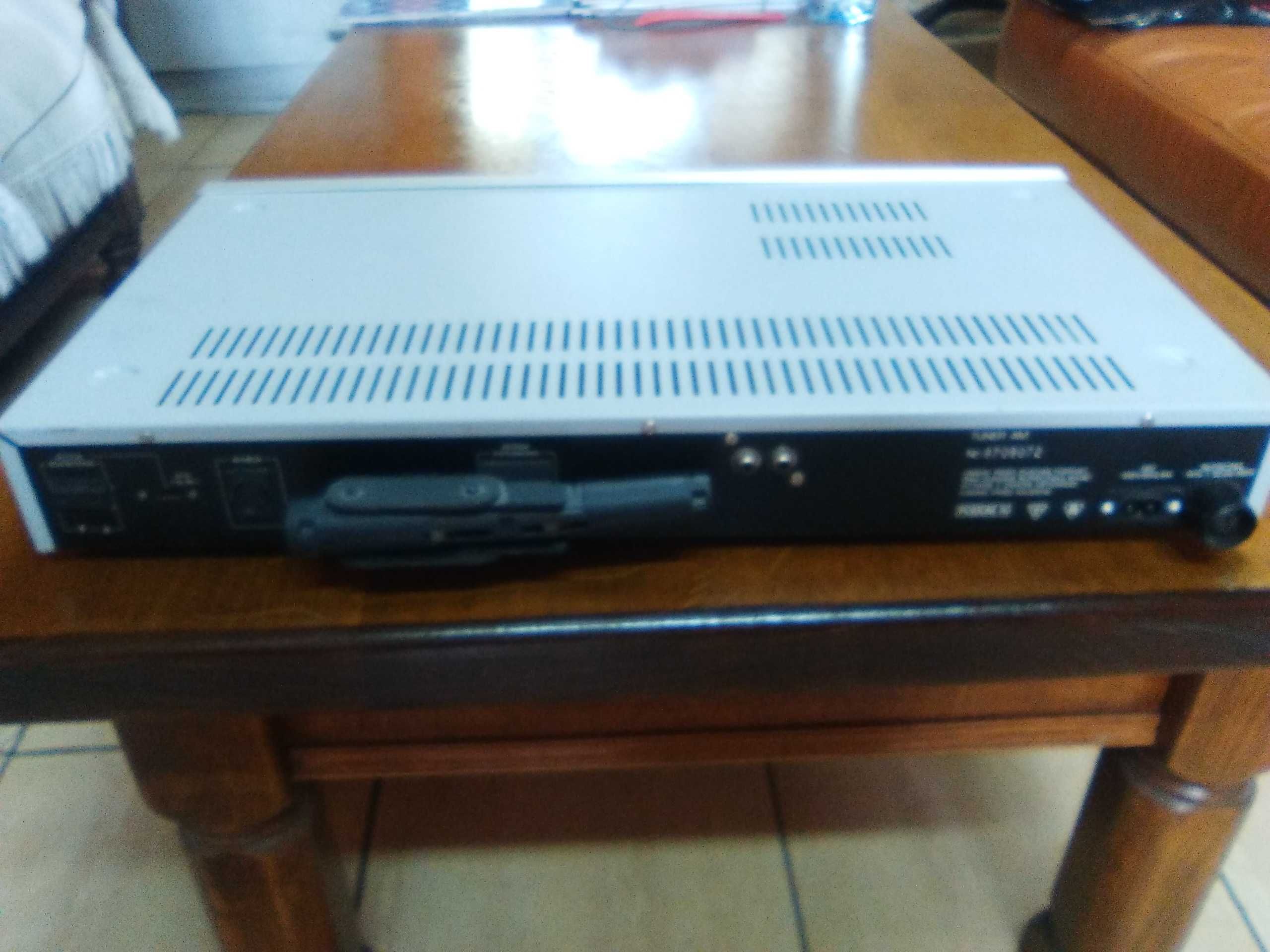 Tuner Radmor 5422