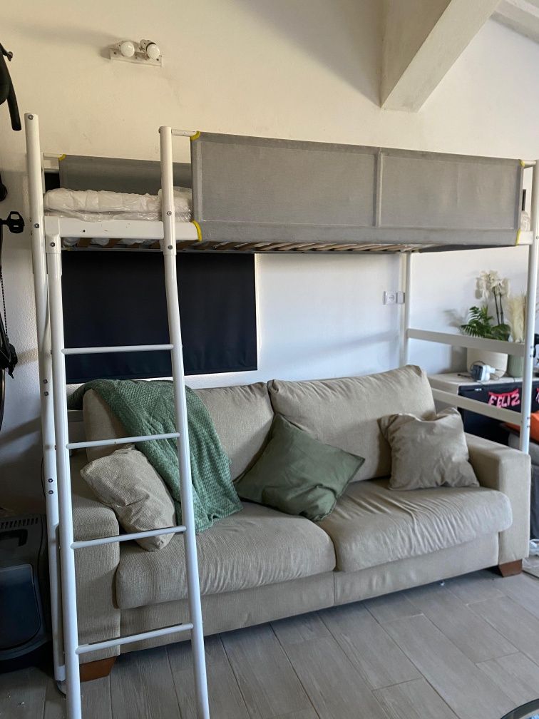 Beliche / Cama alta IKEA como nova
