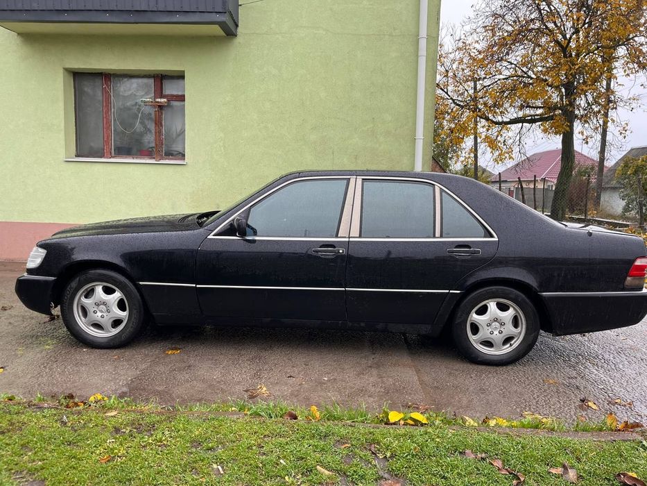 Продам Мерседес 140