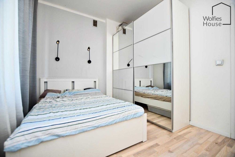 Mogilska | 2 POK. | Miejsce postojowe | ENG