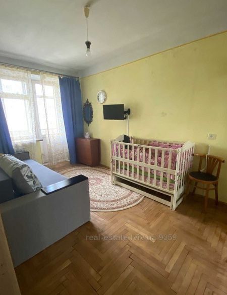 Продаж 2 кімнатної квартири по вул. Широкій