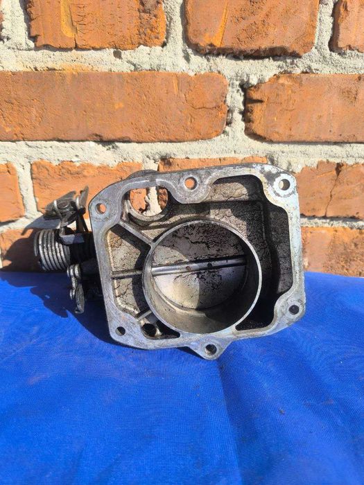 Дросельна заслонка BMW E38 E39 M62B44 4.4L V8 1996-2001   1742010