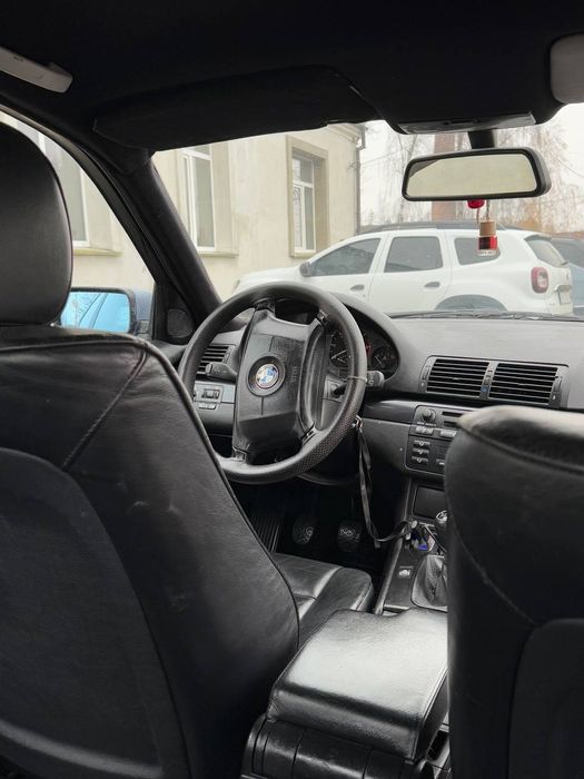 Продам BMW   e46