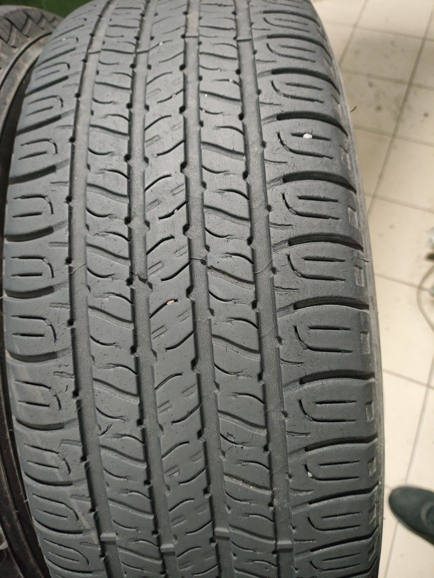 Шини резина всесезон 225/65 R17 Goodyear Assurance