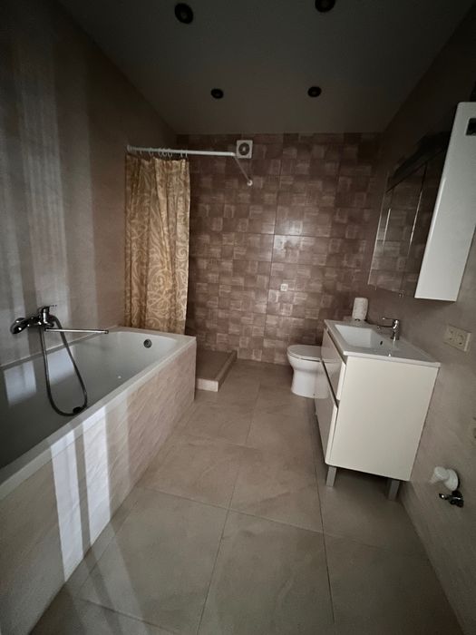 Оренда  1-ної квартири  сучасної в Бучі